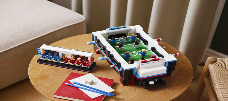 Das neue LEGO® Ideas Tischfußball Set